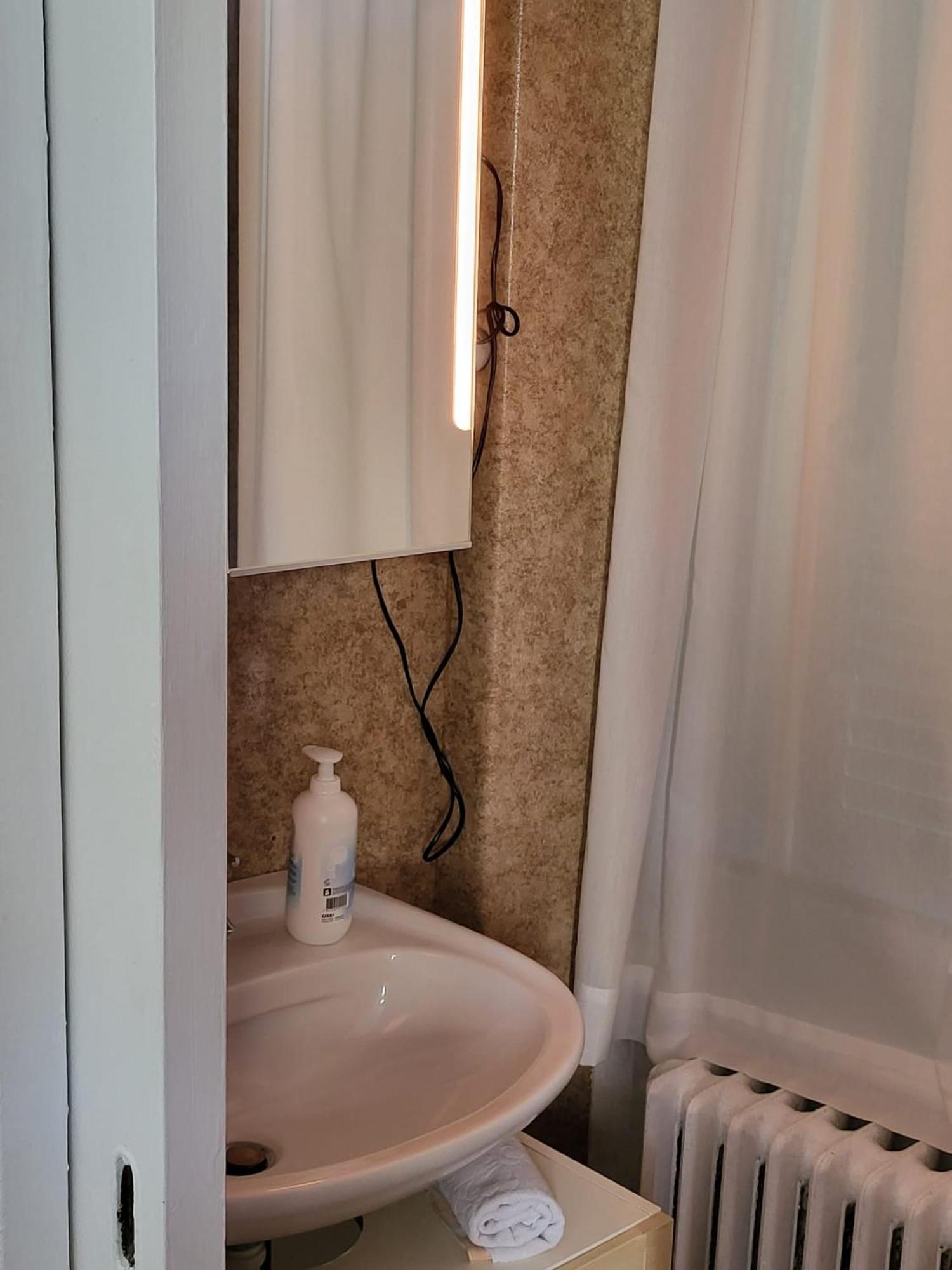 Bastis Central Guesthouse Lucerne City 外观 照片