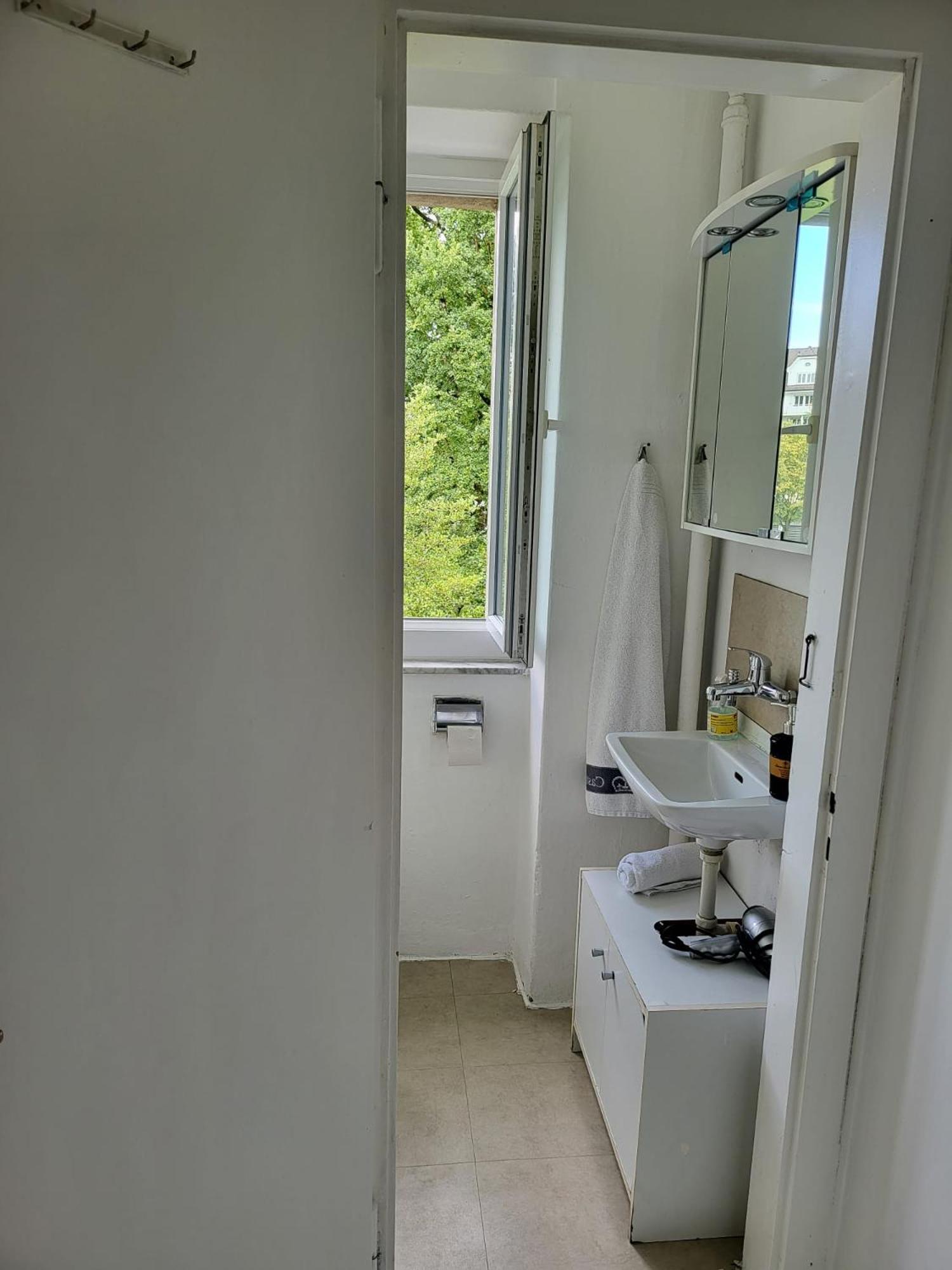 Bastis Central Guesthouse Lucerne City 外观 照片